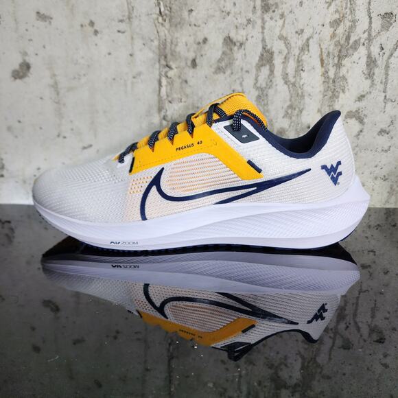 Nike Air Zoom Pegasus 40 West Virginia Mountaineers - Picture 1 of 5